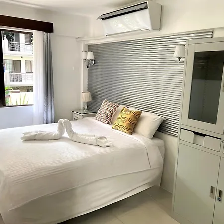 Stunning 2Br Apt, 65 Sq M Netflix At Rosewood Pointe Residences Near Bgc Manila Exterior photo