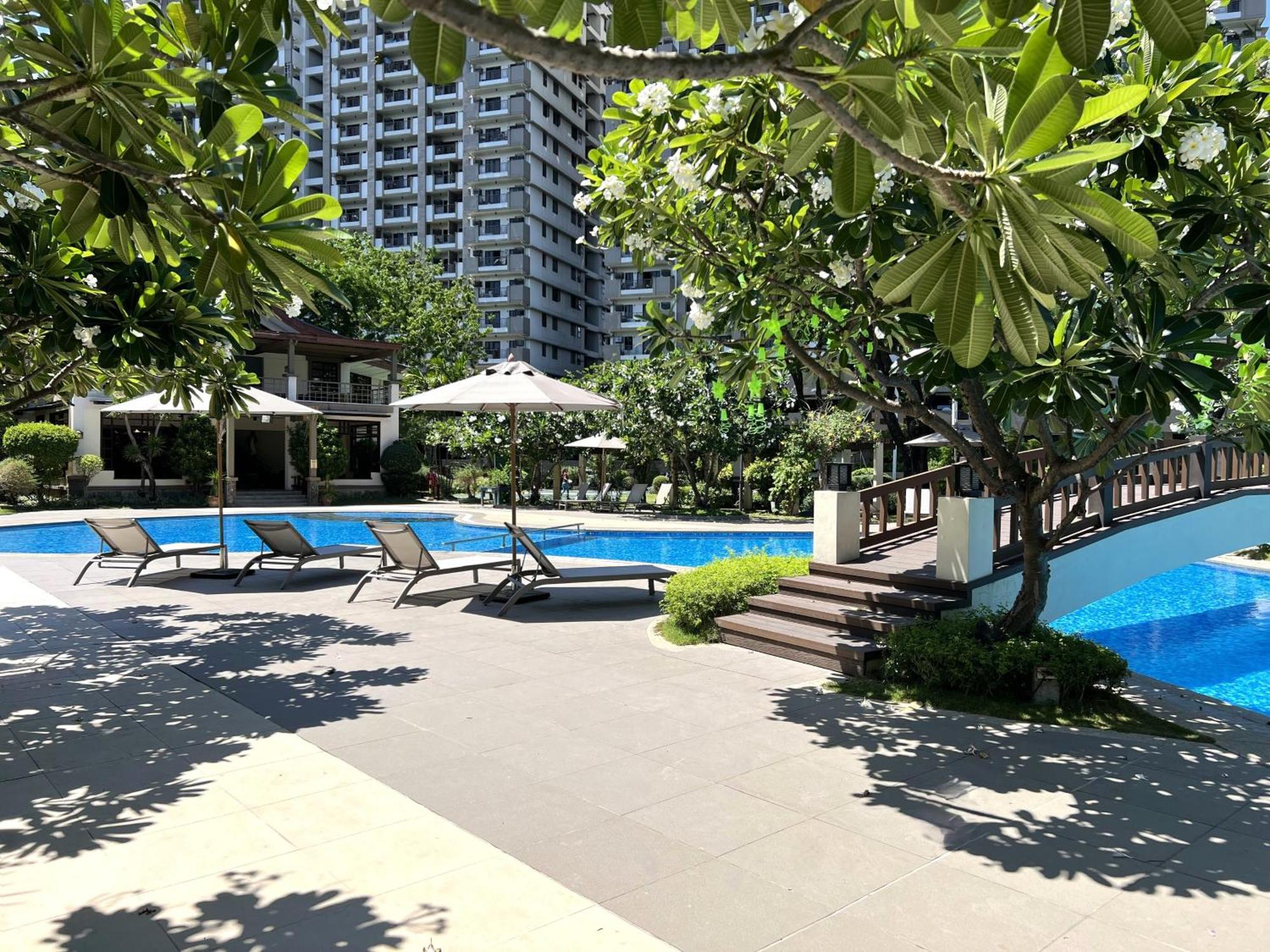 Stunning 2br Apt, 65 Sq M Netflix At Rosewood Pointe Residences Near Bgc Manila
