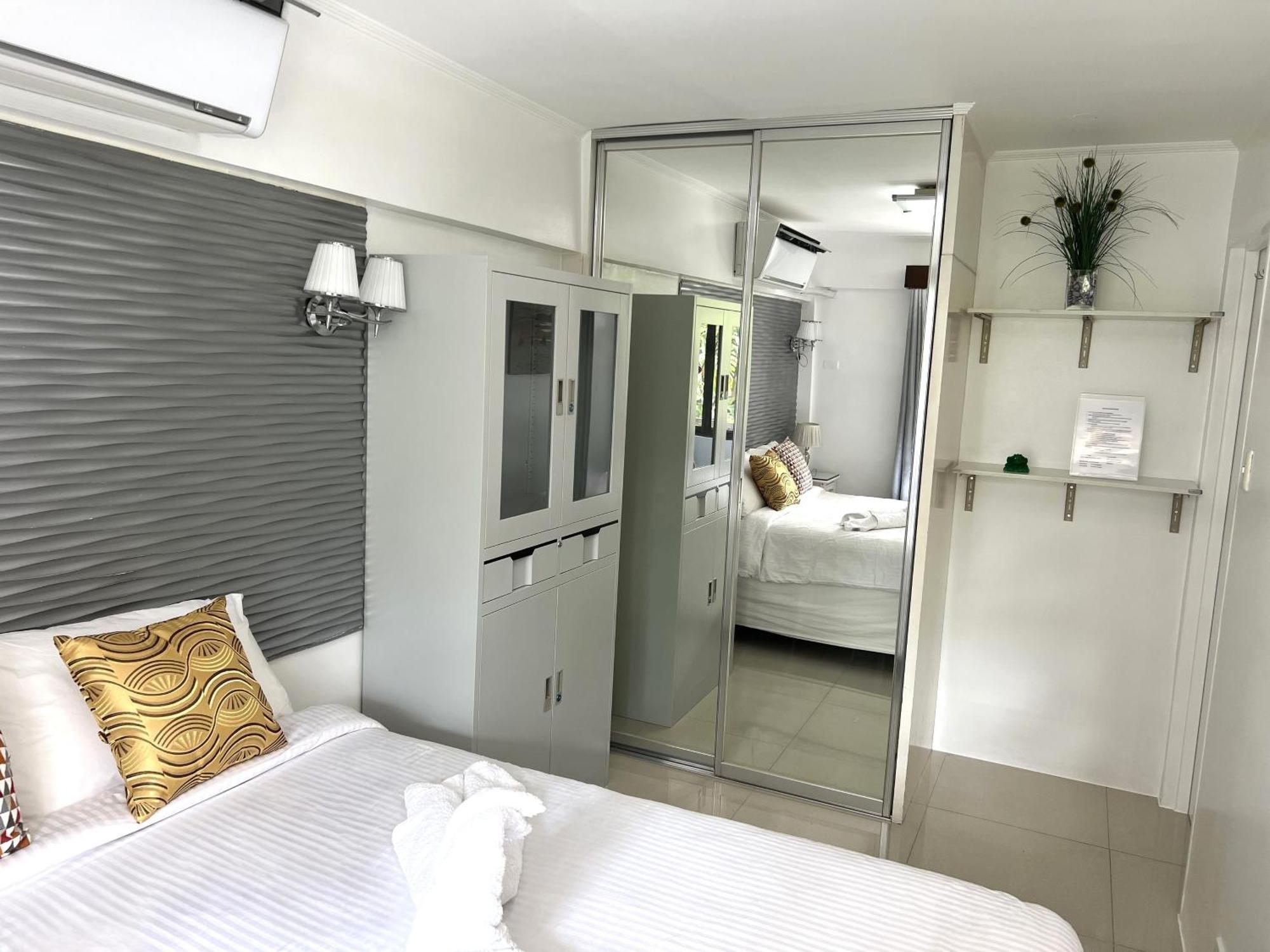 Apartment Stunning 2br Apt, 65 Sq M Netflix At Rosewood Pointe Residences Near Bgc *